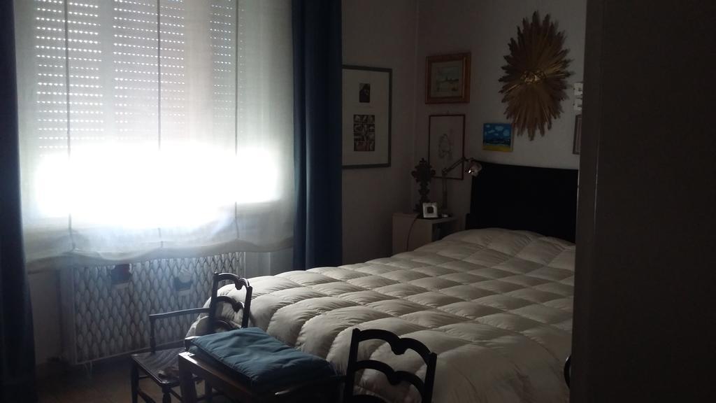 Bnb Lucilla Villa Pesaro Room photo